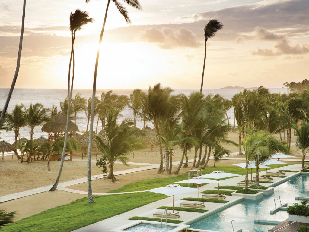beach-dominican-republic-resort-all-inclusive-deals