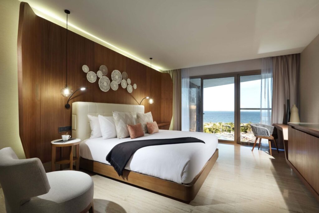 TRS-CORAL-LOFT-SUITE-04-MG-1186